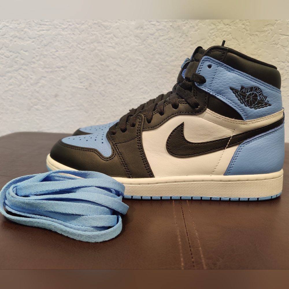 Nike Jordan 1 Retro High OG "Unc Toe"
